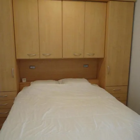 Apartment Scorpio B 0303 With Frontal Sea View