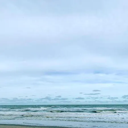 Bright Retreat By The Sea